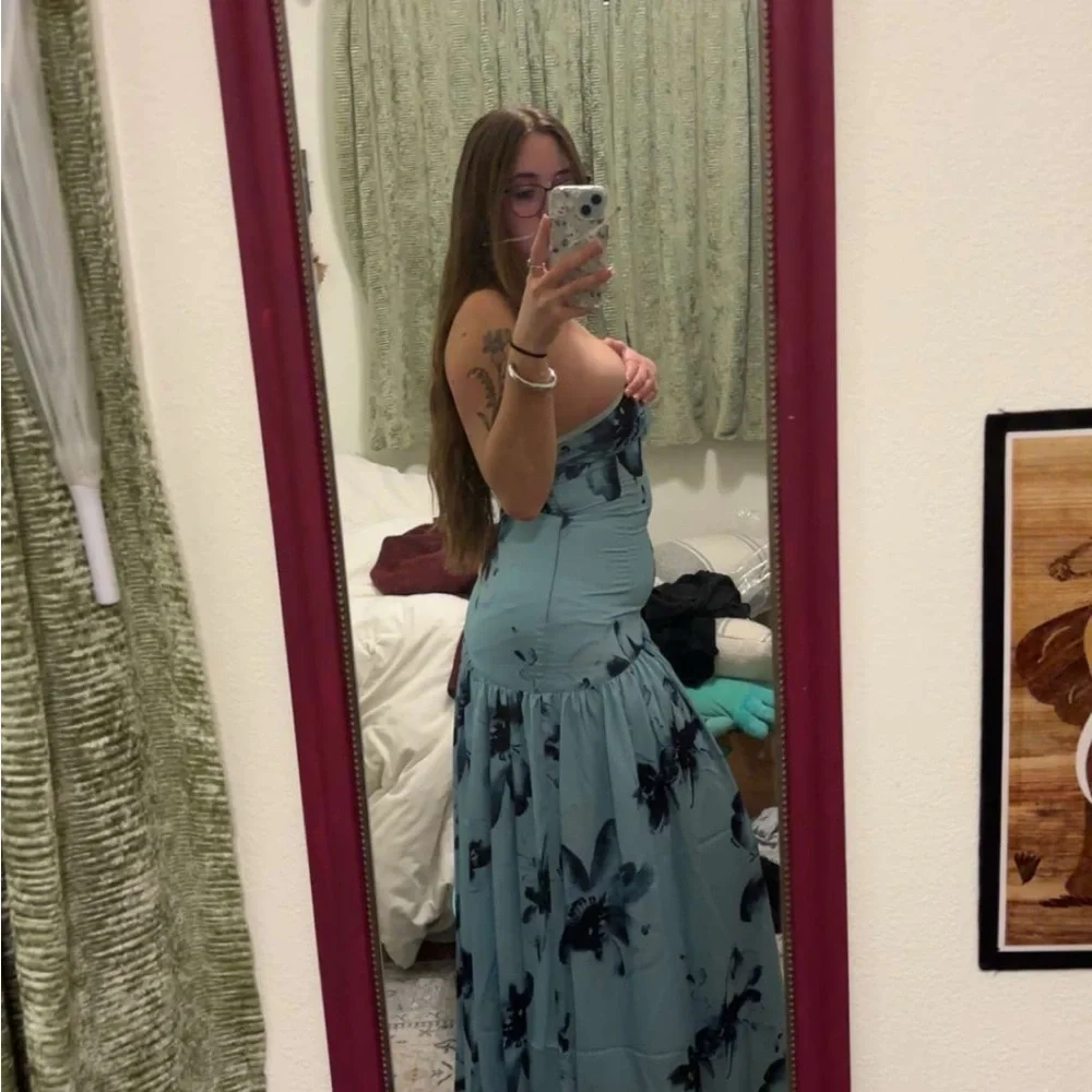 Peppermayo Strapless Blue Floral Dress - Picture 8 of 8